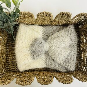 Knit Bow Ear Warmer ❄️